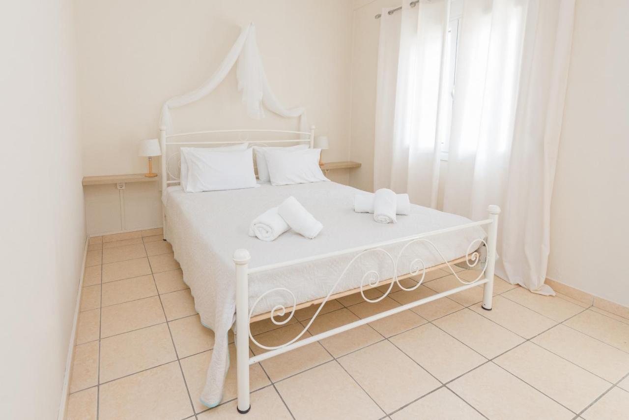 Milia'S Apartment Corfu  Eksteriør billede